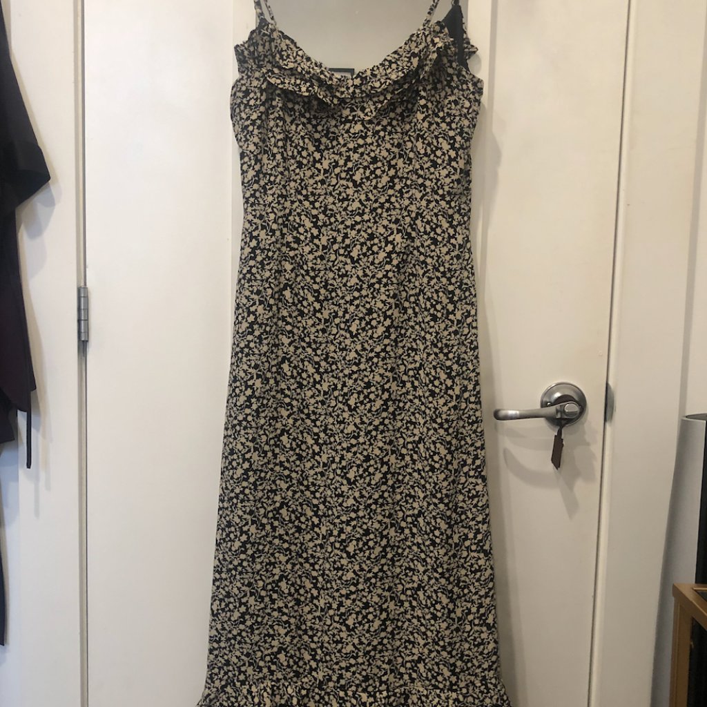 Floral Urban Outfitters Midi Dress- Worn Once